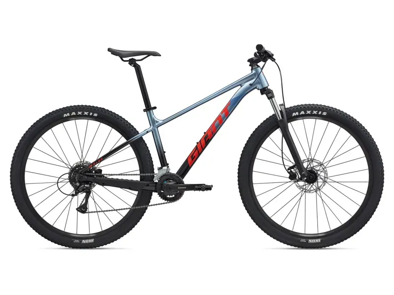 2025 Giant Talon 3 27.5 Mountain Bike In Gloss Frost Silver