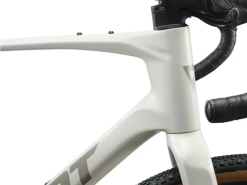 Giant Revolt Advanced 0 Mens Carbon Gravel Bike-2