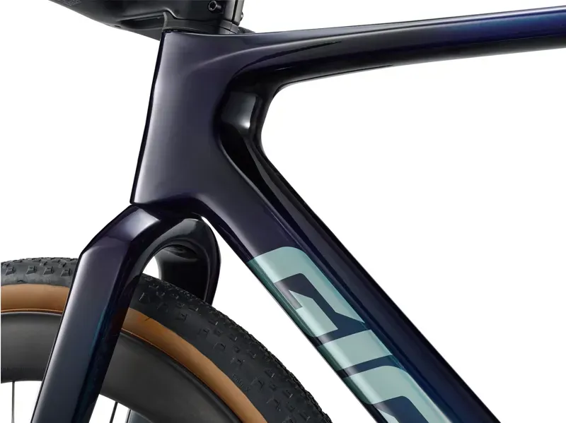 Giant Revolt Advanced SL 2 Gravel Race Bike-2