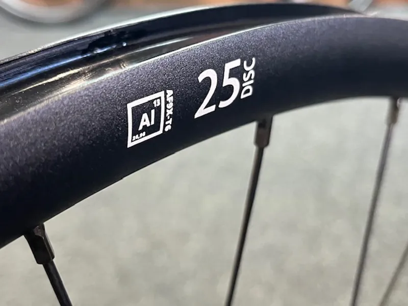 Road Disc Wheels Bitex CL Hubs built into AForce AL25 Rims