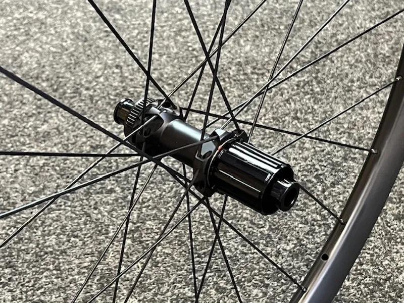 Moonglu Wheelworks Carbon 40 Road Wheels