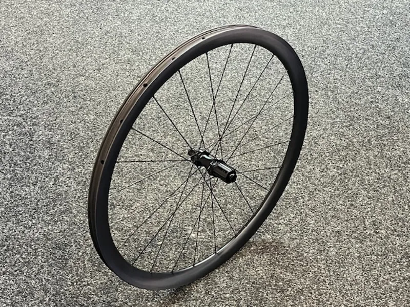 Carbon Road Disc Wheels Star Ratchet CL Hubs and AR36 Rims