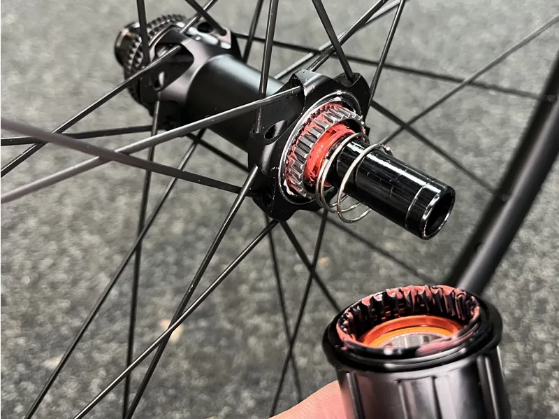 Moonglu Wheelworks Handbuilt Road Disc Wheels-4