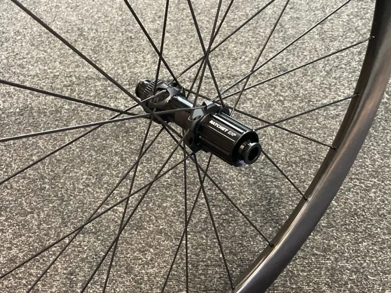 Moonglu Wheelworks Handbuilt DT 180 EXP Hubs and 45mm Carbon Rims-1
