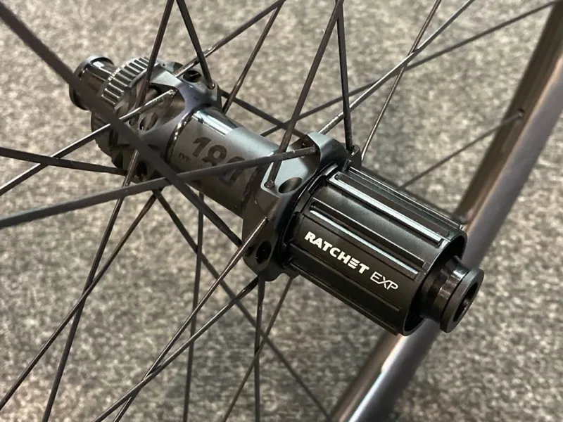Moonglu Wheelworks Handbuilt DT 180 EXP Hubs and 45mm Carbon Rims-2