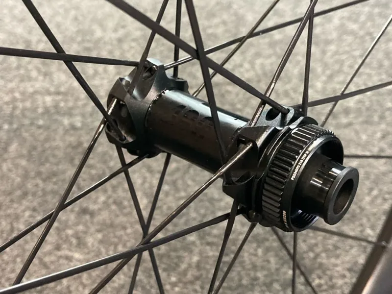 Moonglu Wheelworks Handbuilt DT 180 EXP Hubs and 45mm Carbon Rims-4
